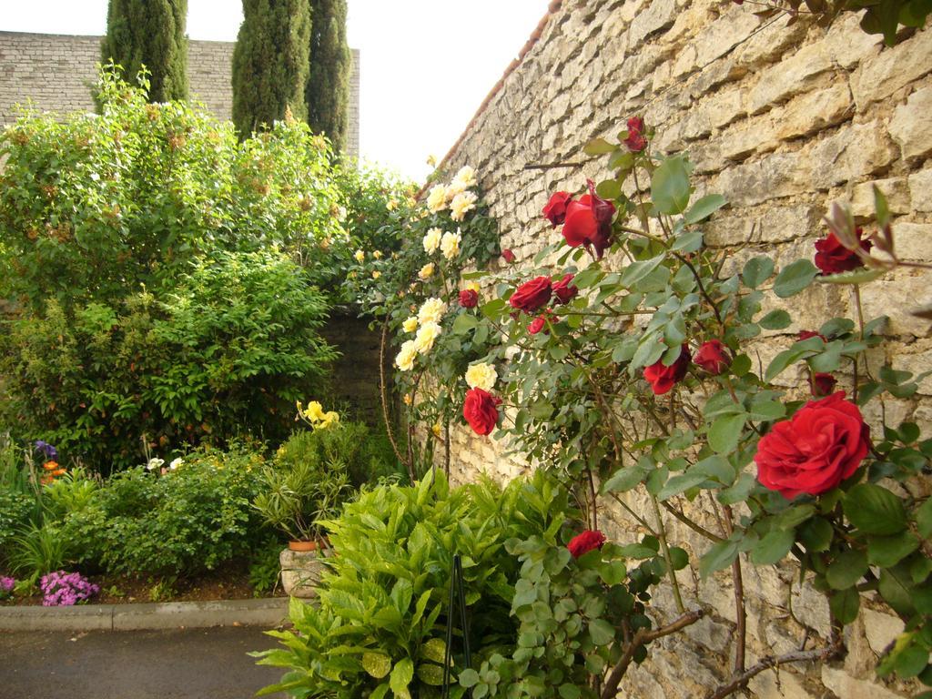 Hotel La Villa Fleurie Beaune  Exterior foto